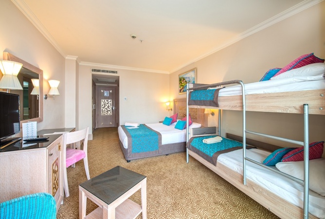 Kara Tarafı Ranzalı Standart Oda